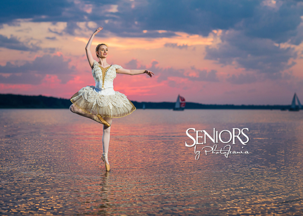 Dance Senior Picture Ideas - Seniors by Photojeania